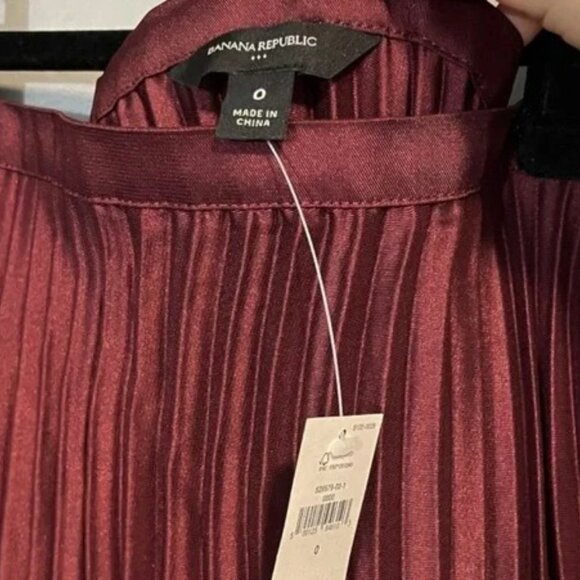 New Banana Republic Satin Pleated Midi Skirt Bright Wine Red 0 - Picture 4 of 6